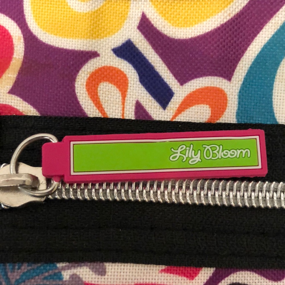 Lily Bloom floral purse - Picture 3 of 6